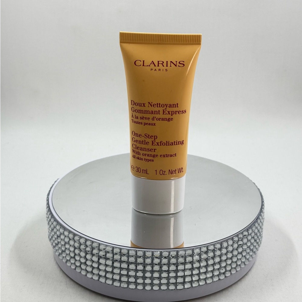 Clarins One-Step Gentle Exfoliating Cleanser with orange extract - 1.0 fl oz